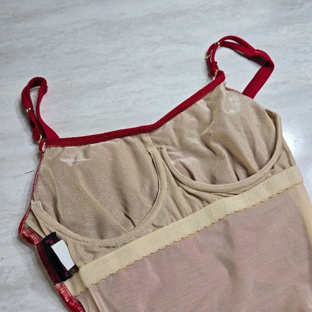 Vintage Roxanne One Piece Swimsuit Red Size 34B Small Ruched Beach‎ Textured